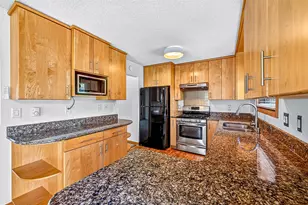 233 Sitka St, Duluth, MN 55811 - Photo 7