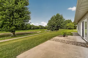 5631 White Oaks Ln NW, Rochester, MN 55901 - Photo 7