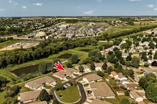 5631 White Oaks Ln NW, Rochester, MN 55901 - Photo 11