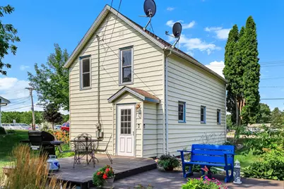 602 Montrose Boulevard, Buffalo, MN 55313 - Photo 1