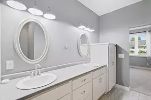 820 Fieldcrest Dr, Mankato, MN 56001 - Photo 3