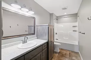 820 Fieldcrest Dr, Mankato, MN 56001 - Photo 29