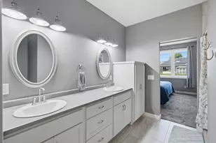 820 Fieldcrest Dr, Mankato, MN 56001 - Photo 5