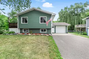 726 Montrose Blvd, Buffalo, MN 55313 - Photo 1