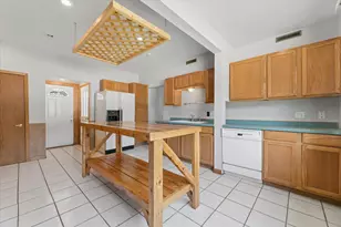 210 W 7th St, Starbuck, MN 56381 - Photo 7