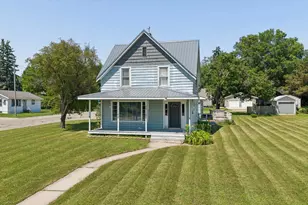 210 W 7th St, Starbuck, MN 56381 - Photo 3