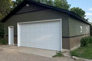 14621 310th St, Center City, MN 55012 - Photo 3