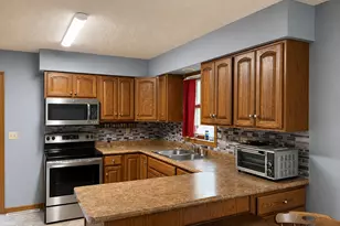 2208 Darling Ave E, Alexandria, MN 56308 - Photo 5