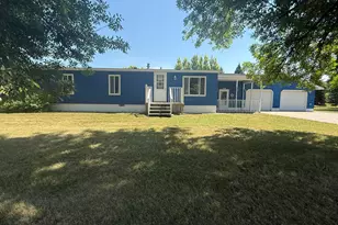 710 3rd St W, Ada, MN 56510 - Photo 3