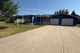 710 3rd St W, Ada, MN 56510 - Photo 1