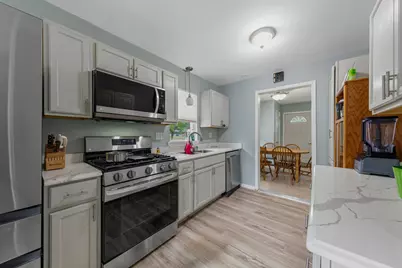 9043 13th Avenue S, Bloomington, MN 55425 - Photo 11
