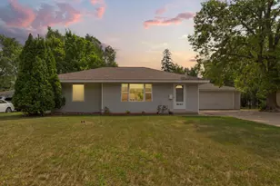 9043 13th Ave S, Bloomington, MN 55425 - Photo 3