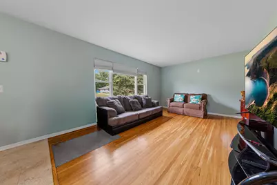 9043 13th Avenue S, Bloomington, MN 55425 - Photo 5