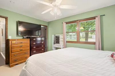 1304 Swanhill Drive, Albert Lea, MN 56007 - Photo 33