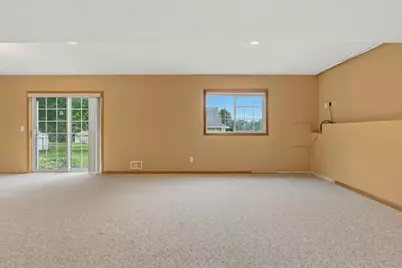 931 Sterling Street S, Maplewood, MN 55119 - Photo 37