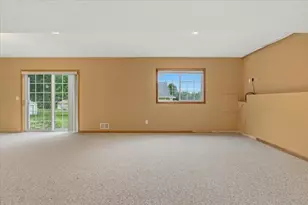 931 Sterling St S, Maplewood, MN 55119 - Photo 37