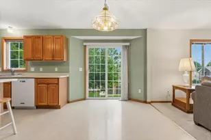 931 Sterling St S, Maplewood, MN 55119 - Photo 11