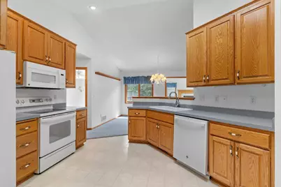 3700 Ladyslipper Lane N, Brooklyn Park, MN 55443 - Photo 17