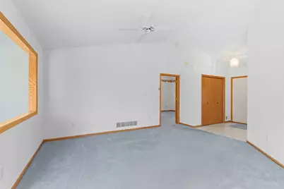 3700 Ladyslipper Lane N, Brooklyn Park, MN 55443 - Photo 7