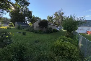 1409 6th Ave NW, Austin, MN 55912 - Photo 7