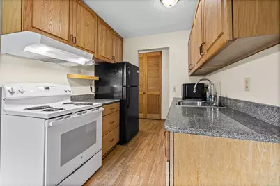 4600 Cedar Lake Road S #2, Saint Louis Park, MN 55416 - Photo 13