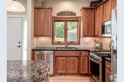 2621 Cardinal Court, North Saint Paul, MN 55109 - Photo 5