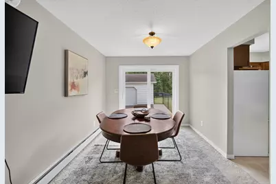 312 W Rainbow Street, Duluth, MN 55811 - Photo 11
