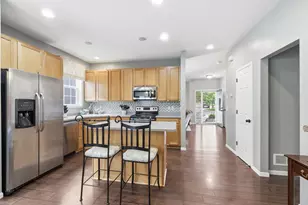 9767 Gable Dr, Eden Prairie, MN 55347 - Photo 9