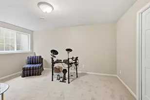 9767 Gable Dr, Eden Prairie, MN 55347 - Photo 29