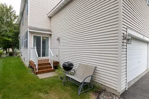 9767 Gable Dr, Eden Prairie, MN 55347 - Photo 33
