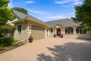 1084 Parkview Ln, Victoria, MN 55386 - Photo 3