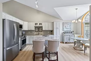 13872 Falcon Ave, Apple Valley, MN 55124 - Photo 5