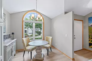 13872 Falcon Ave, Apple Valley, MN 55124 - Photo 7