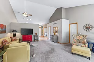 13872 Falcon Ave, Apple Valley, MN 55124 - Photo 15