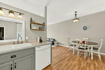 1949 Topaz Pointe Lane SW, Rochester, MN 55902 - Photo 11