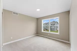 18623 Hythe Ln, Lakeville, MN 55044 - Photo 15