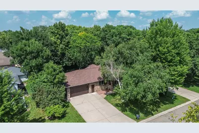 905 Johanna Avenue, Willmar, MN 56201 - Photo 33