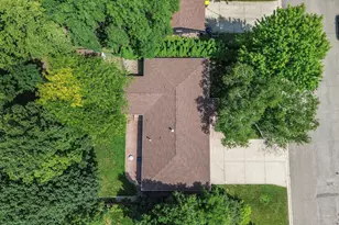 905 Johanna Ave, Willmar, MN 56201 - Photo 3