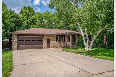905 Johanna Avenue, Willmar, MN 56201 - Photo 1