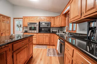 905 Johanna Avenue, Willmar, MN 56201 - Photo 11
