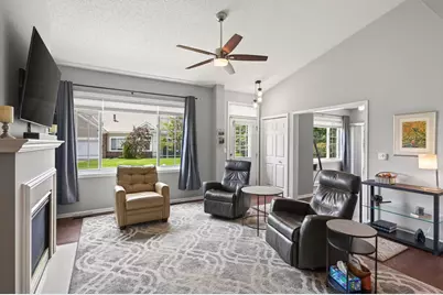 5815 Prairie Ridge Drive, Shoreview, MN 55126 - Photo 11