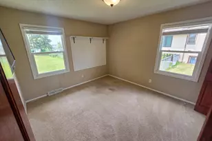 20483 Hamburg Ave, Lakeville, MN 55044 - Photo 7