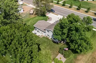 814 4th St SE, Little Falls, MN 56345 - Photo 3