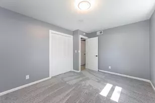 300 Viking Dr, Mankato, MN 56001 - Photo 19