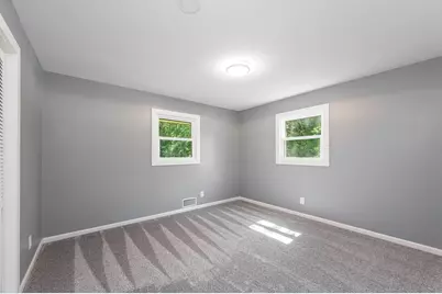 300 Viking Drive, Mankato, MN 56001 - Photo 17