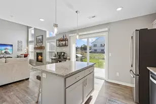 7757 Sterling Dr, Rockford, MN 55373 - Photo 11
