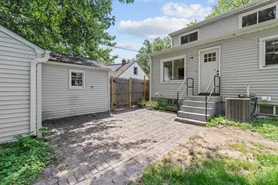 1752 Flandrau Street, Maplewood, MN 55109 - Photo 43