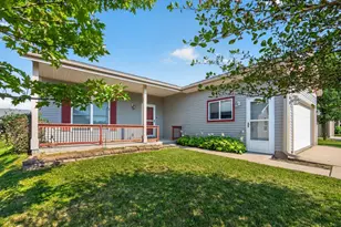4306 Ivy Ave SE, Rochester, MN 55904 - Photo 3