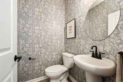 905 Woodlawn Avenue, Saint Paul, MN 55116 - Photo 17