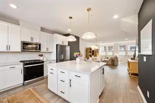 905 Woodlawn Ave, Saint Paul, MN 55116 - Photo 9